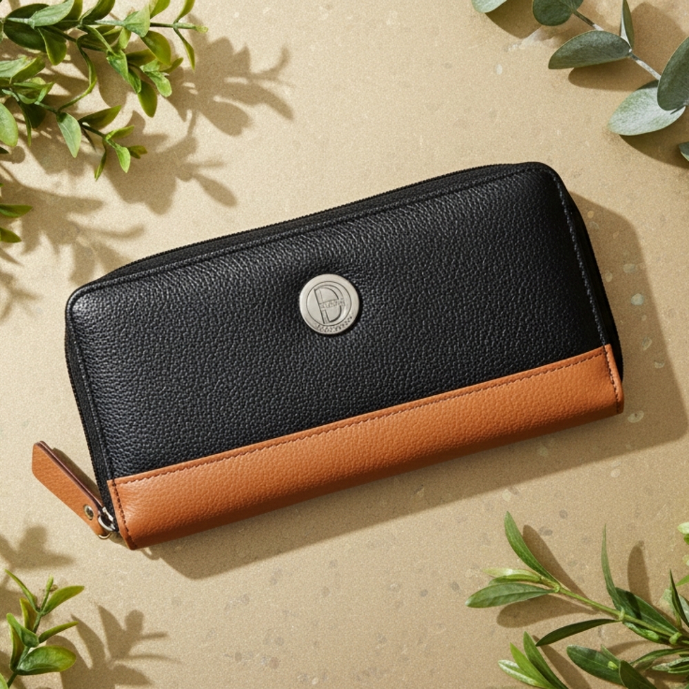 Wallet - Picture 2 of 16